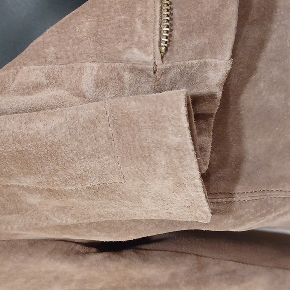 Le Chateau Statement Collar Suede Moto Jacket- Sz. XXS - Picture 11 of 15